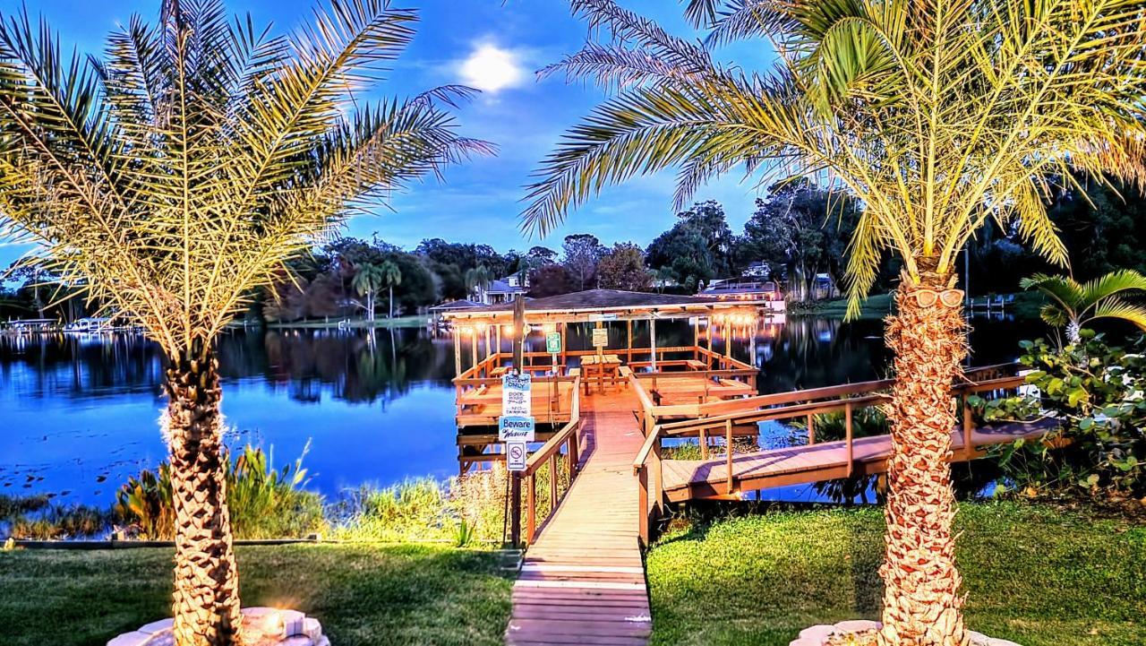 Lakefront Tiny Orlando