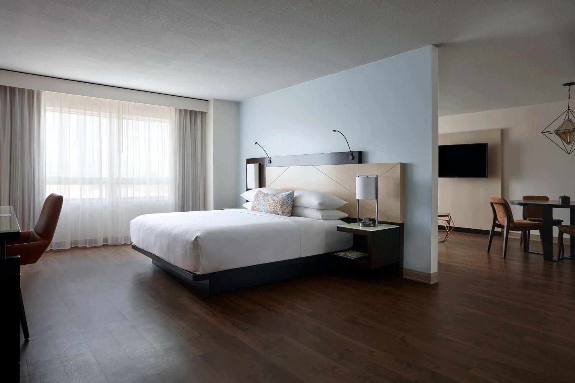 Marriott Downtown Hotel 3*