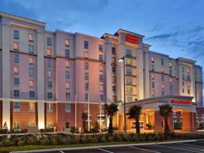 Hotel Hampton & Airport At Gateway Village