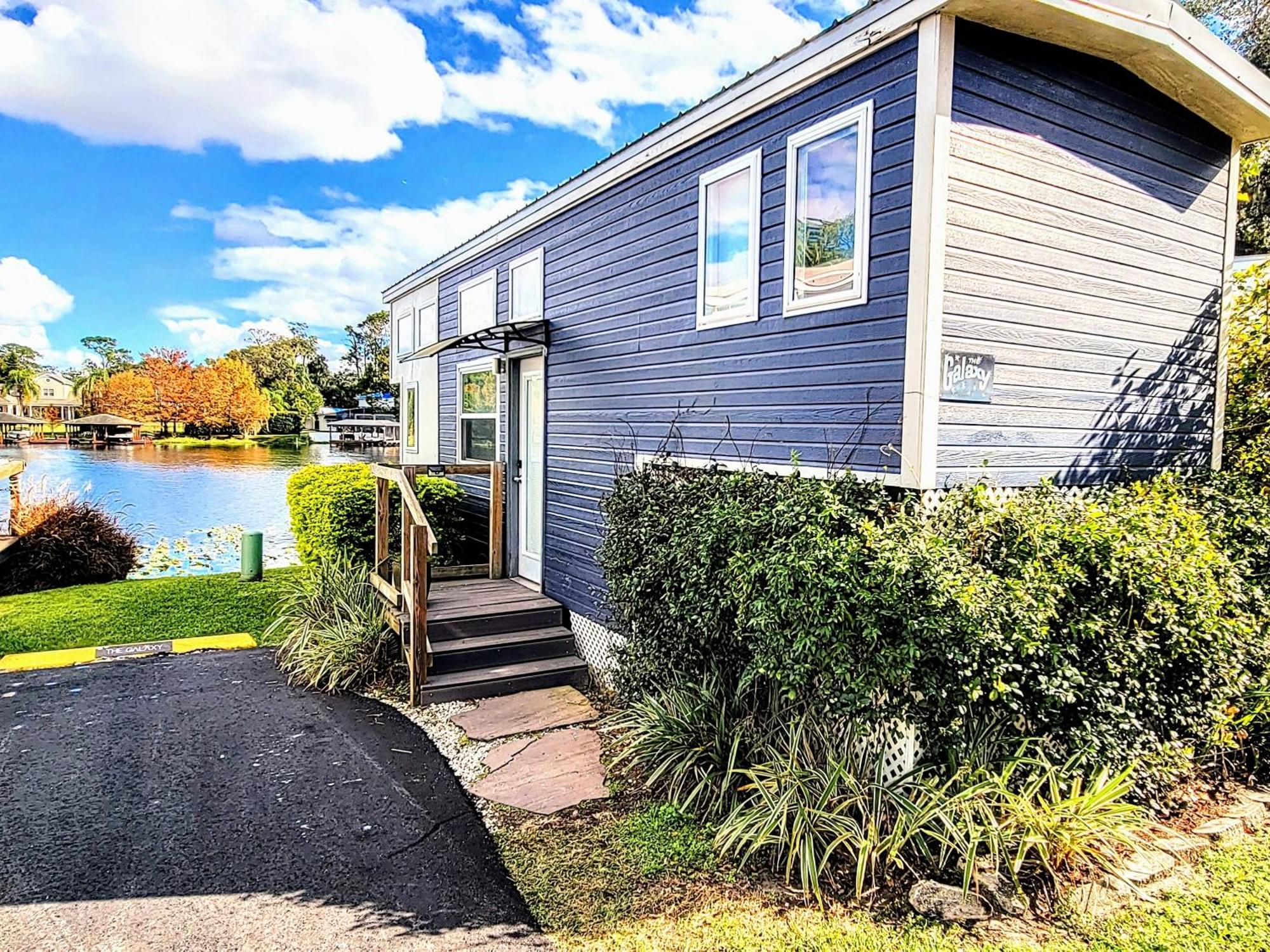 Holiday home Lakefront Tiny Orlando