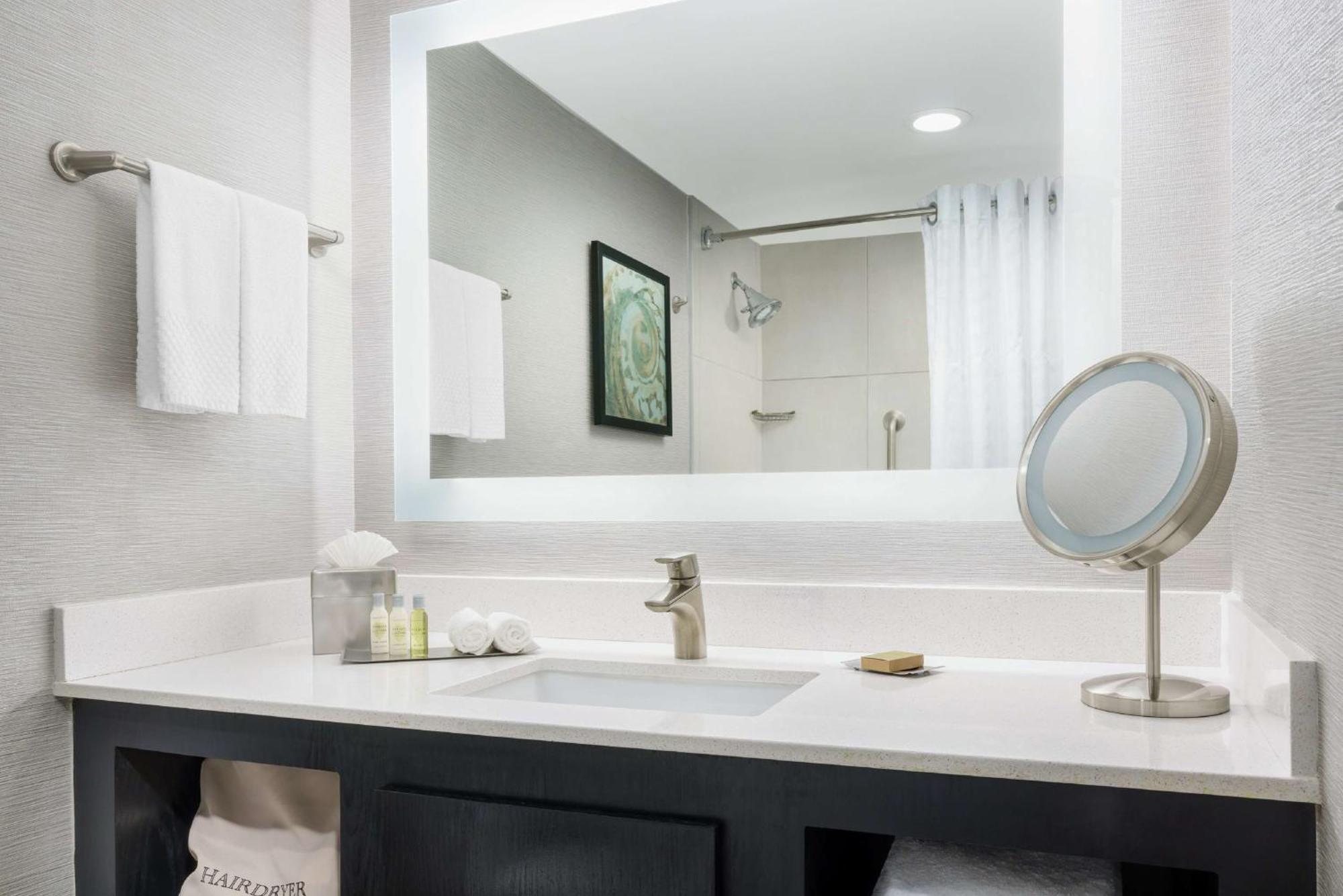Hotel Doubletree By Hilton Airport Orlando
