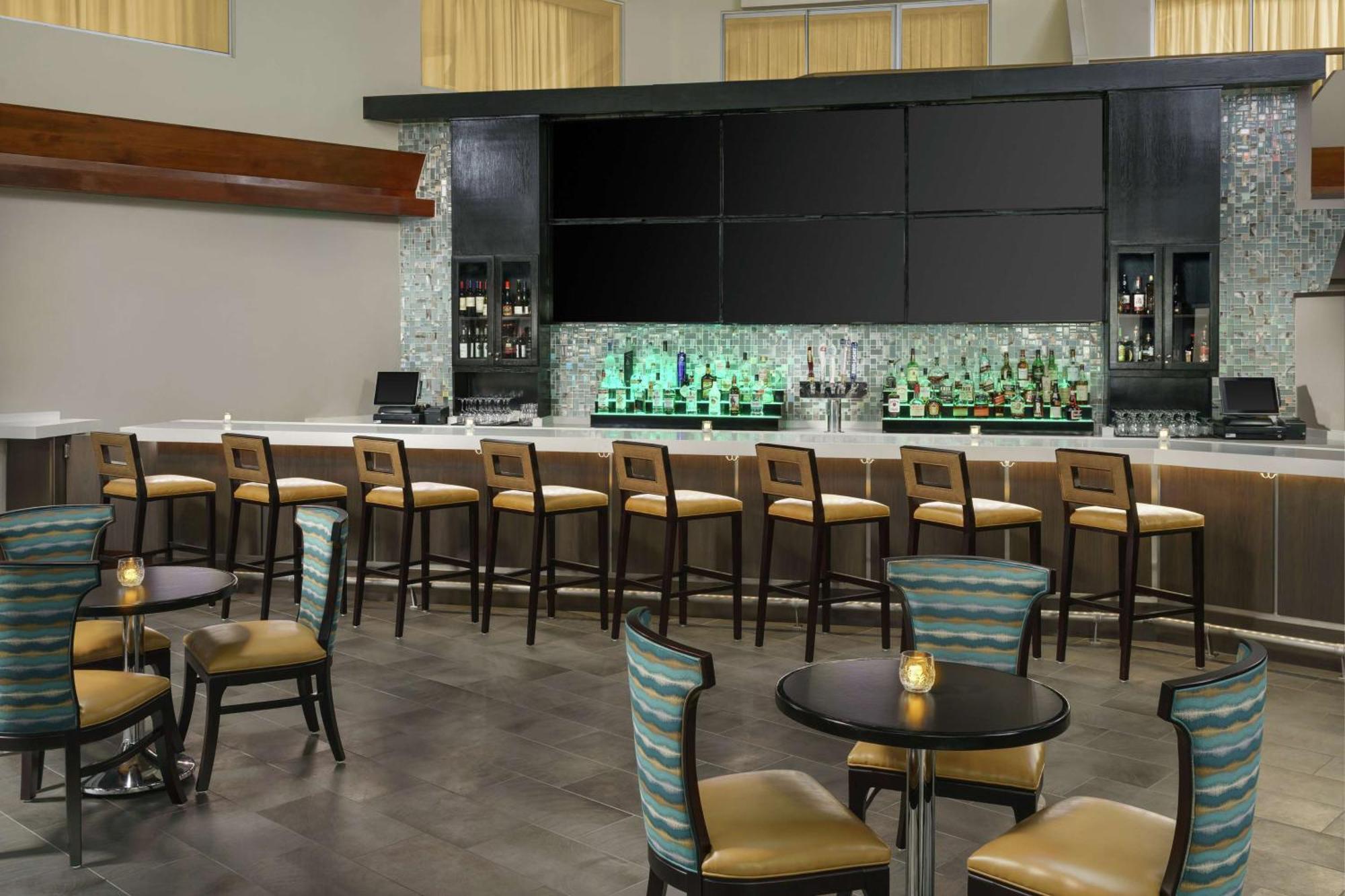 Doubletree By Hilton Airport Orlando