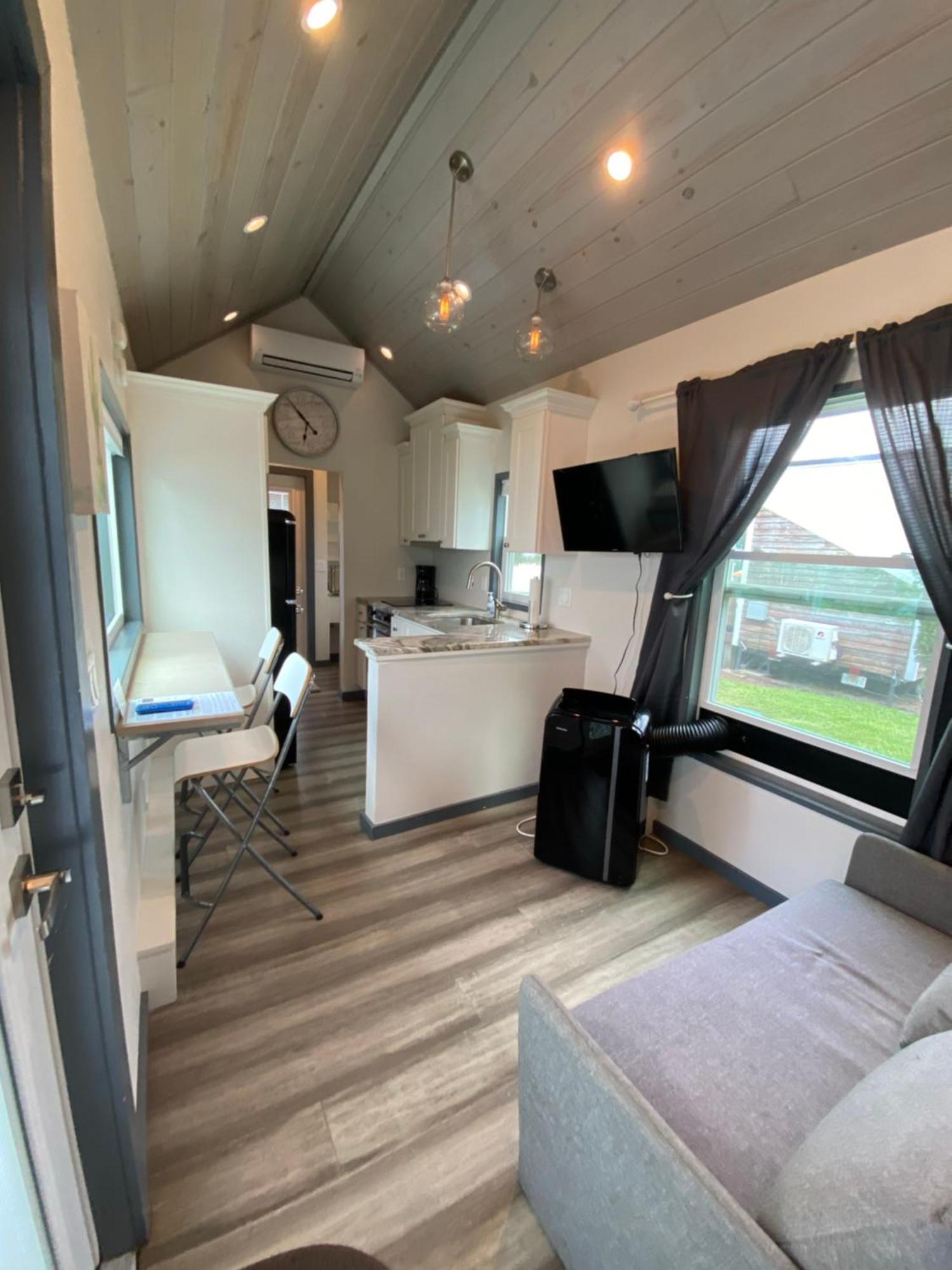 Holiday home Lakefront Tiny