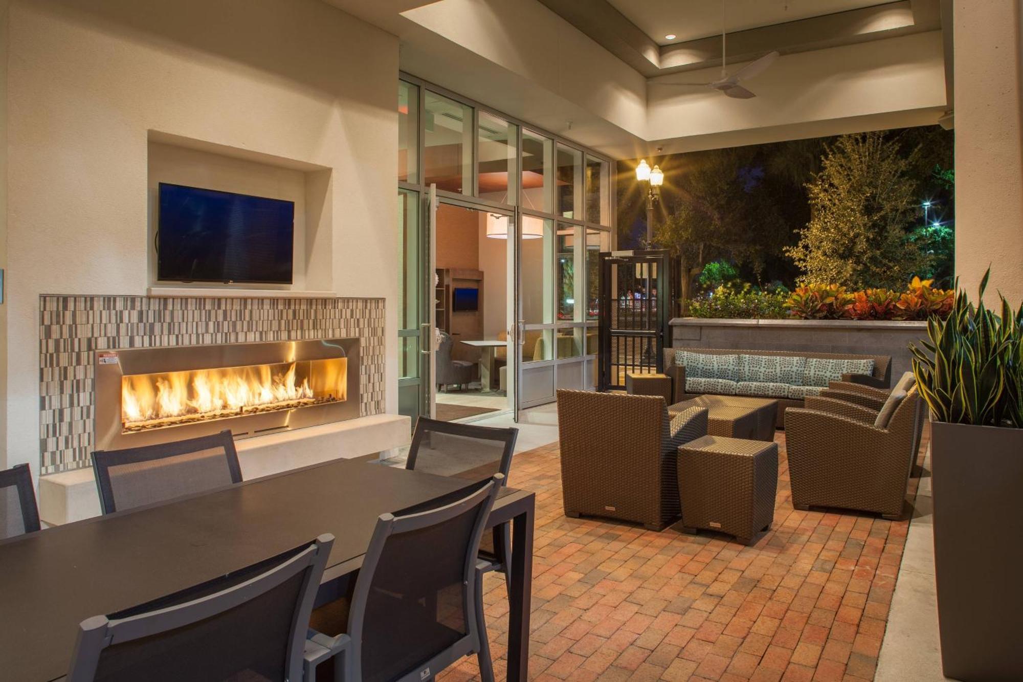 Hotel By Marriott Downtown 3*