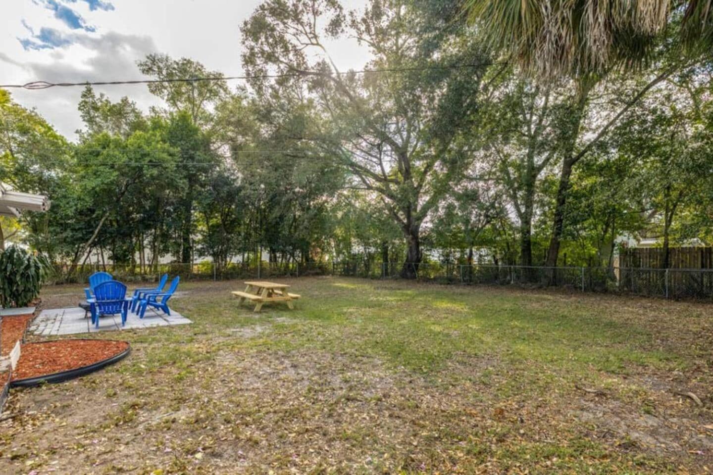 Pet-Friendly & Work-Ready 10 Min To Downtown! Holiday home *