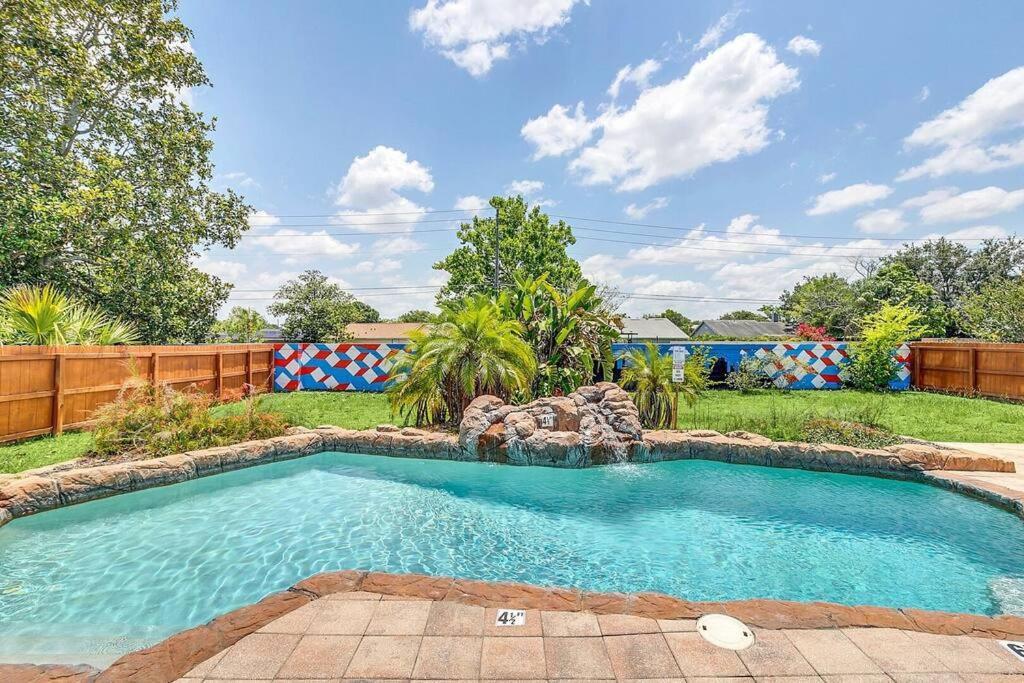Holiday home Tranquil Oasis 4br Pool *
