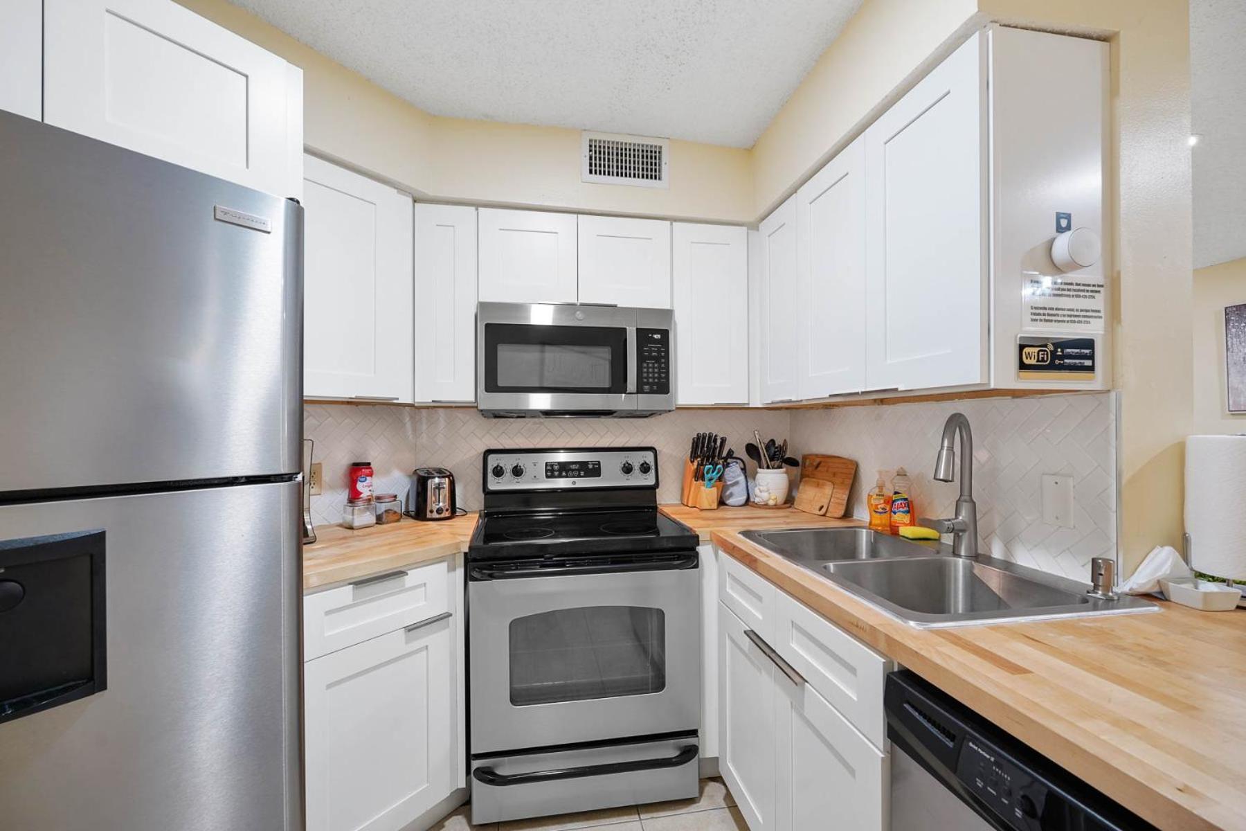 3608 Vacational 1st Floor Apartment *