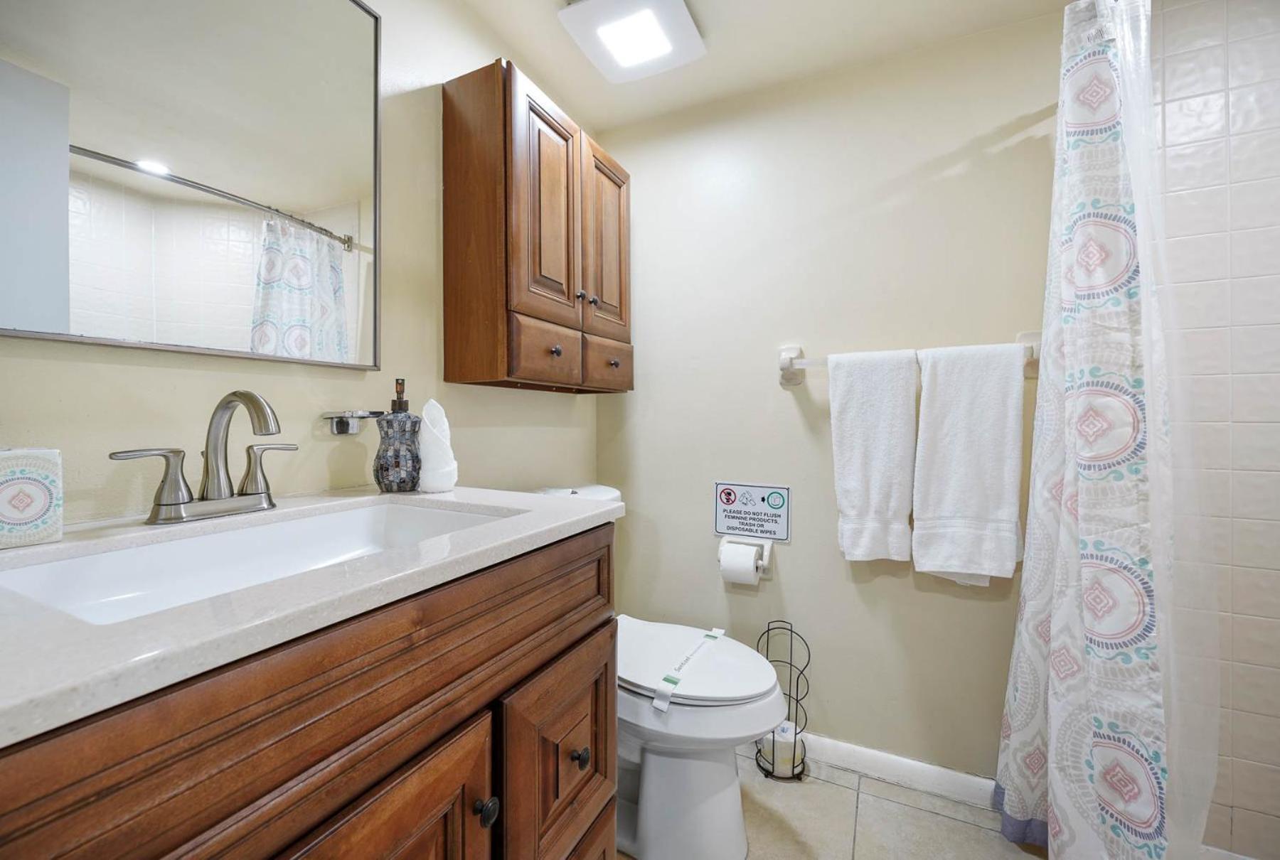3608 Vacational 1st Floor Apartment *