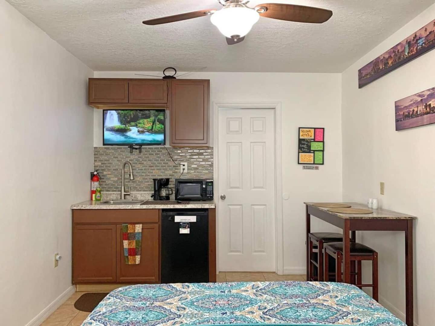 Holiday home Relaxing 1Br Pet-Friendly Close To Dt & Wi-Fi *