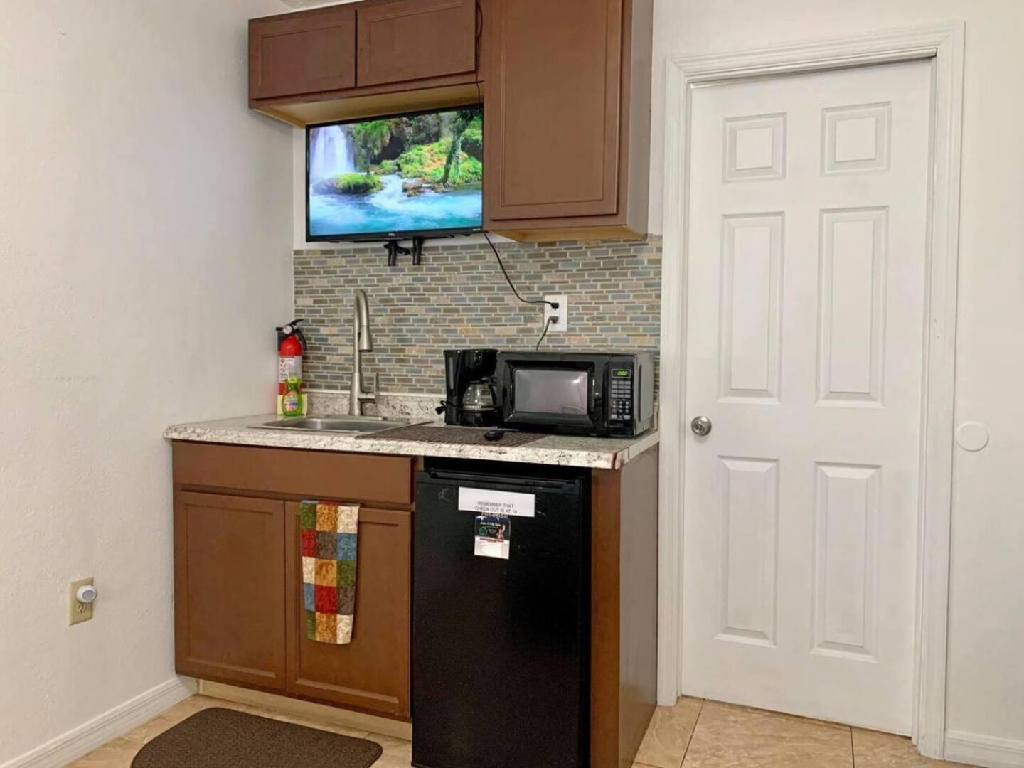 Holiday home Relaxing 1Br Pet-Friendly Close To Dt & Wi-Fi *
