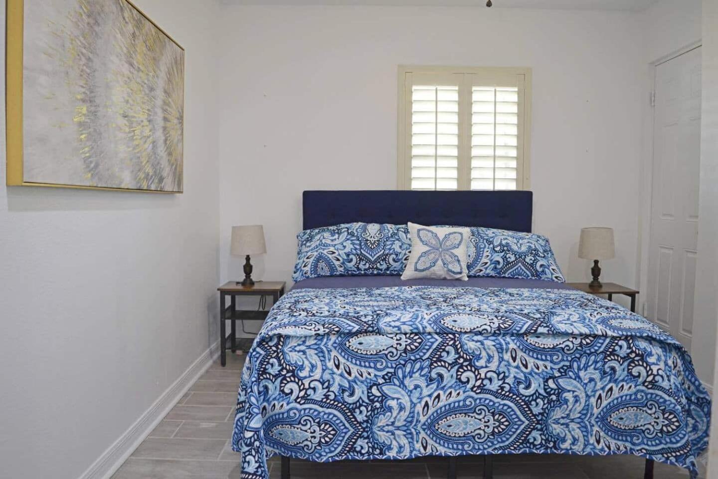 Cozy 2Br Pet-Friendly 20 Mins To Airport Holiday home *