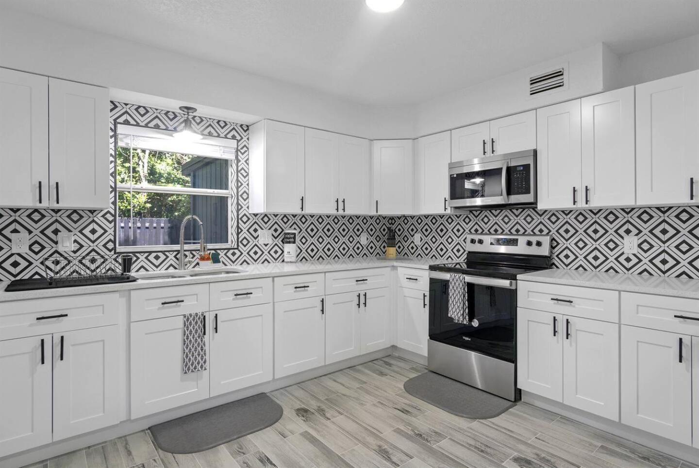 Holiday home Private 3Br Unit Pet-Friendly Work Space! Orlando