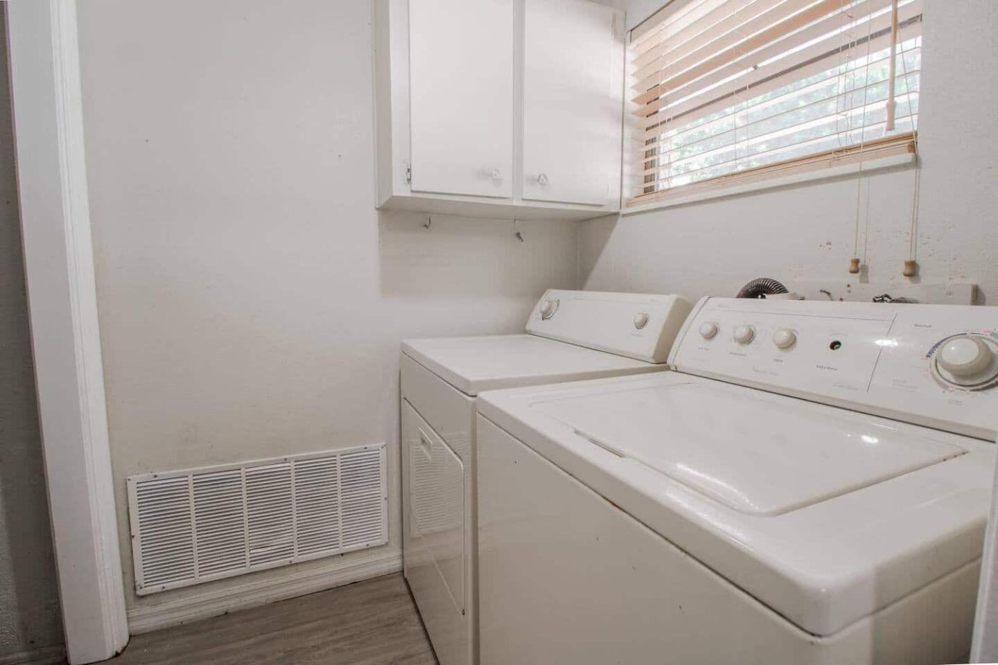 Holiday home 5Br Stay W Pool, Workspace & Fast Wi-Fi Orlando