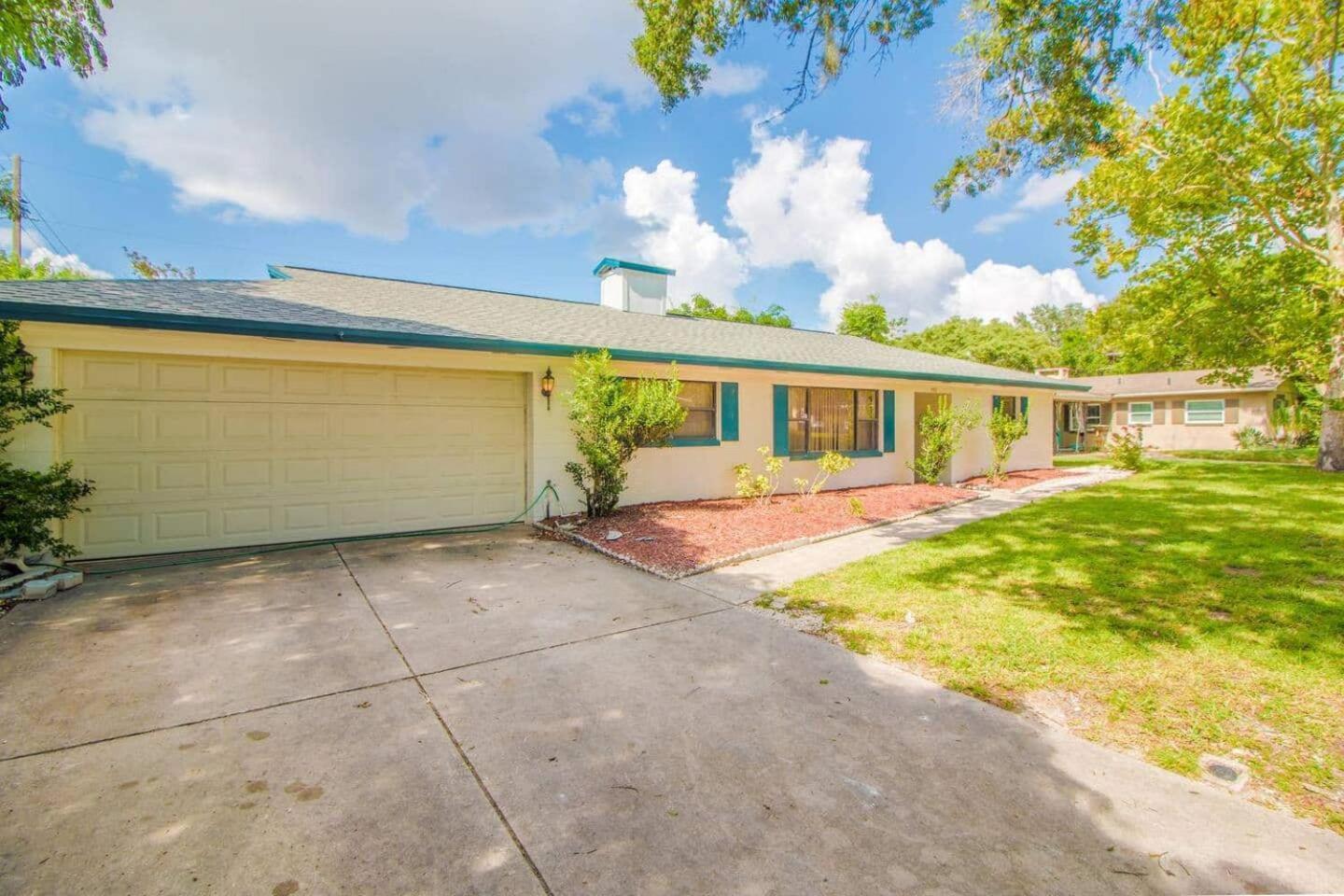 5Br Stay W Pool, Workspace & Fast Wi-Fi Holiday home Orlando