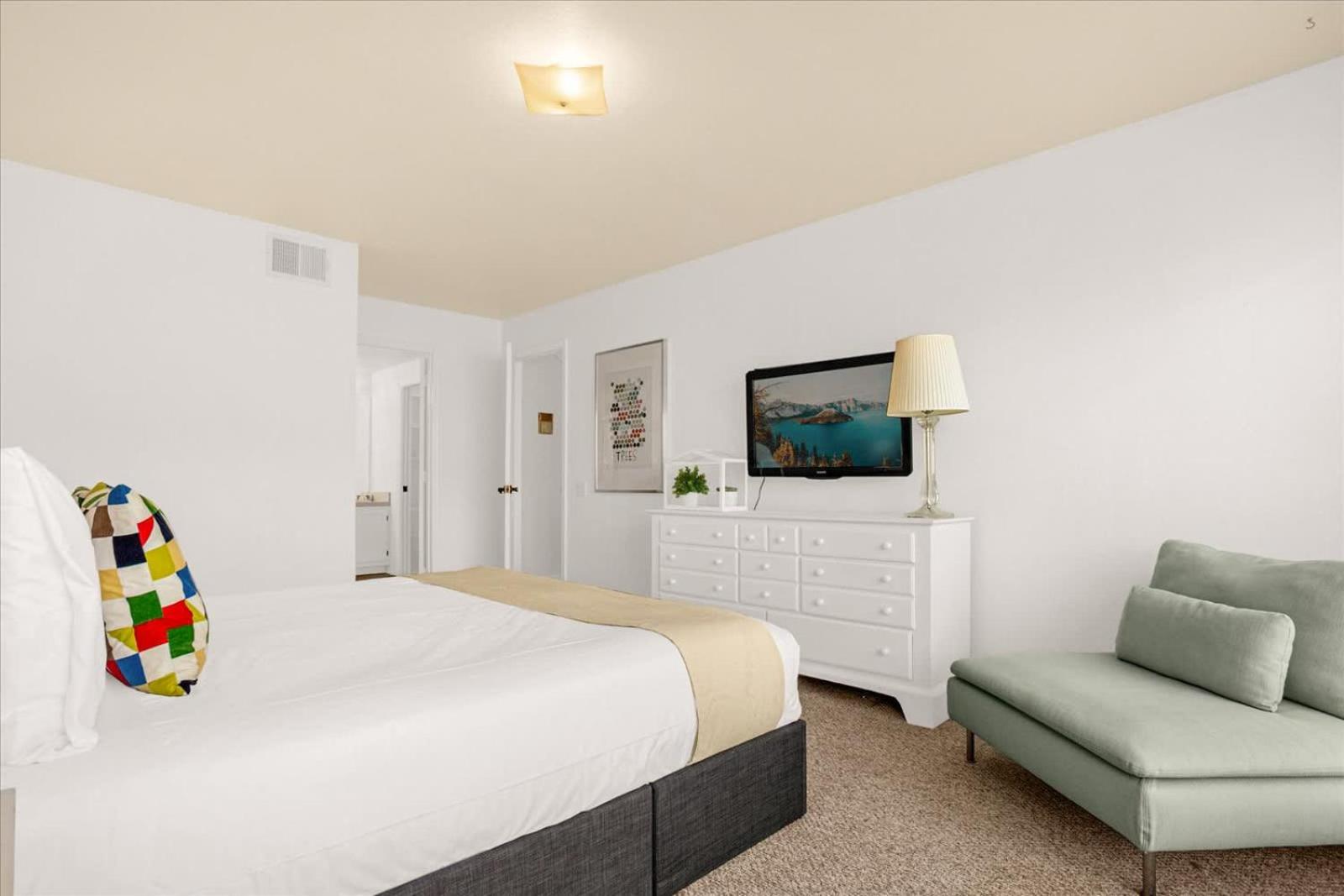 Luxury 4br At Ventura Golf And Country Club Holiday home
