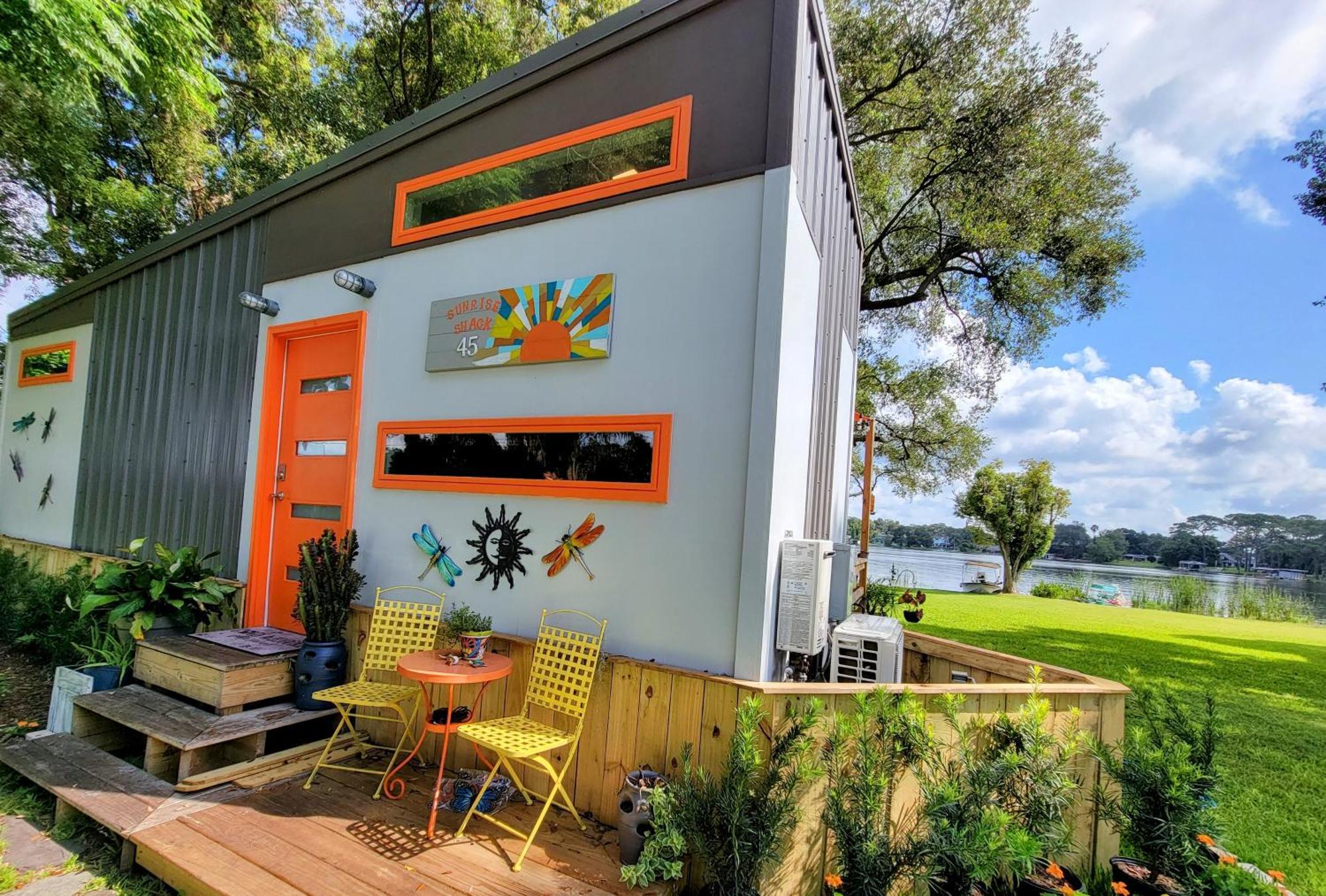 Holiday home Lakefront Tiny *