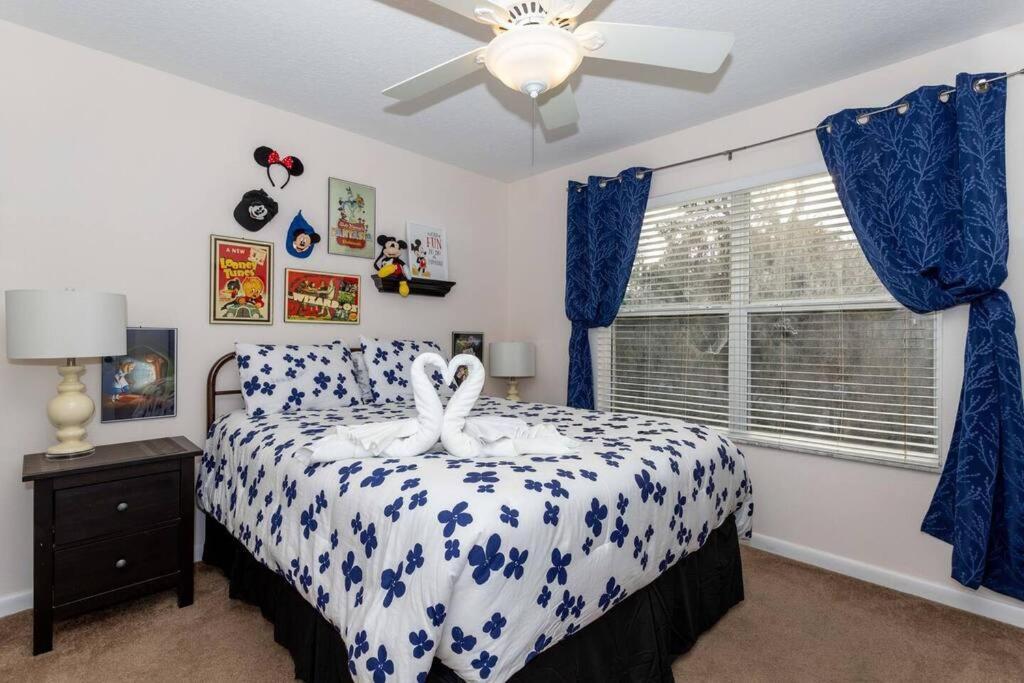 Large Deck, Lakefront, Yard Games Orlando