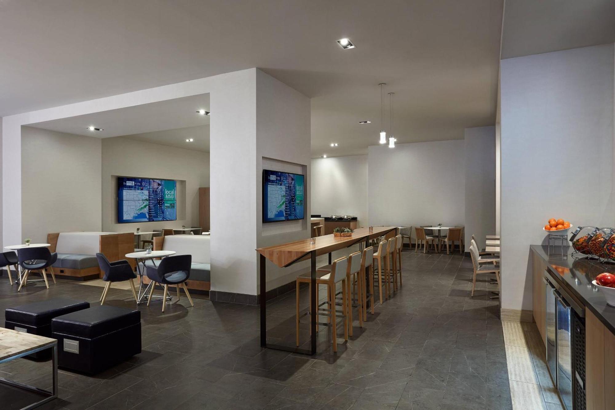 Hotel Marriott Downtown 3*