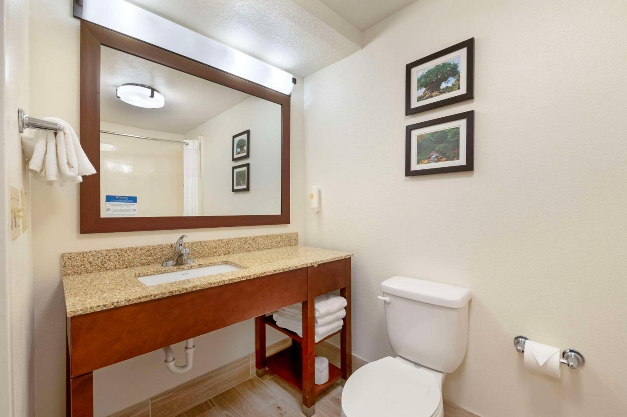 Hotel Comfort Downtown