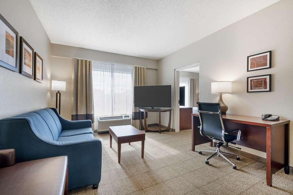 Comfort Downtown Hotel