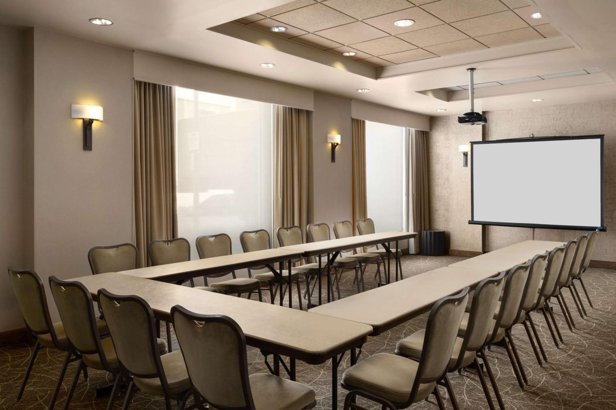 Hampton & Orlando/downtown South - Medical Center Hotel 3*