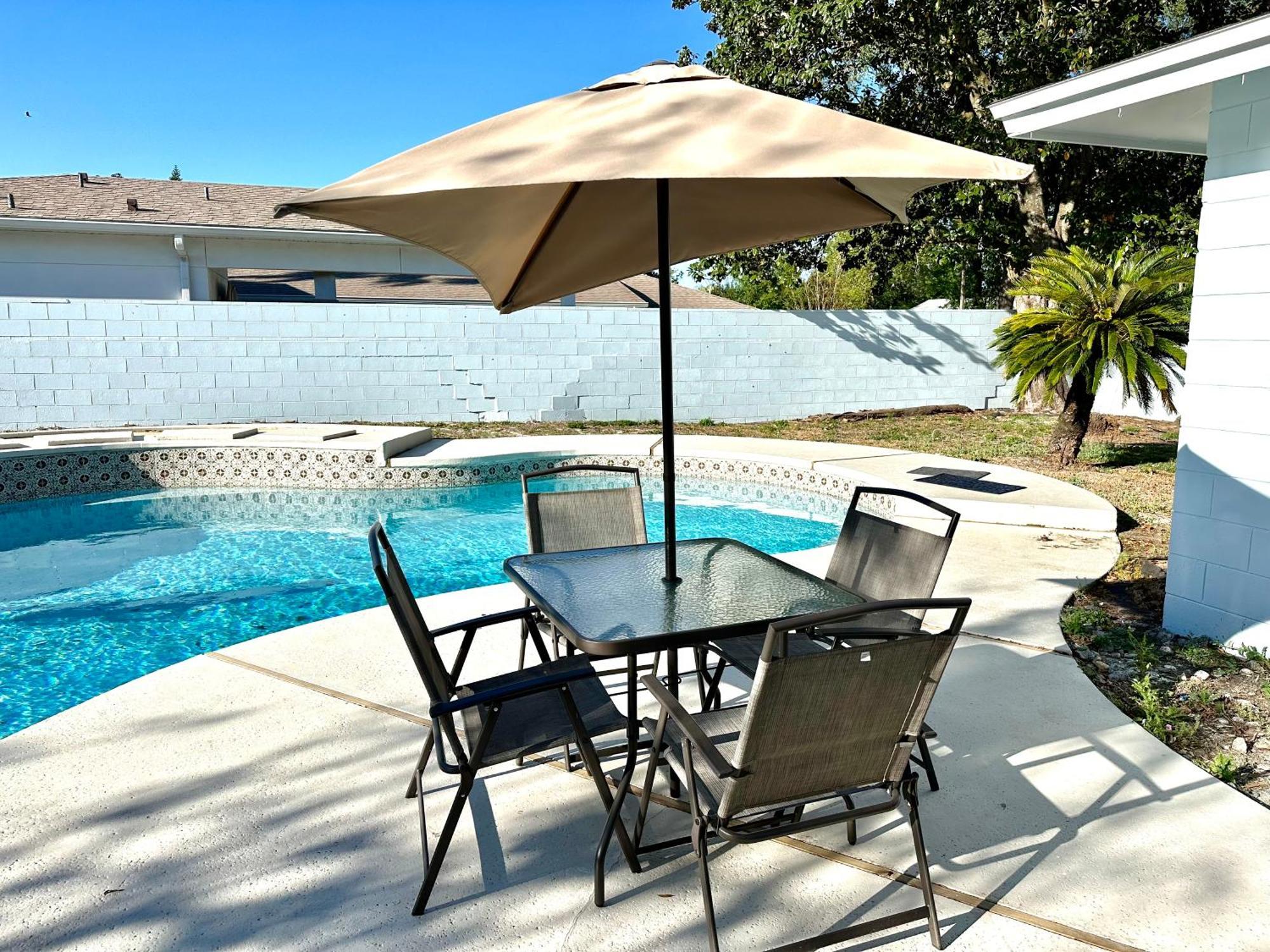 Holiday home Luxe Retreat With Private Pool *