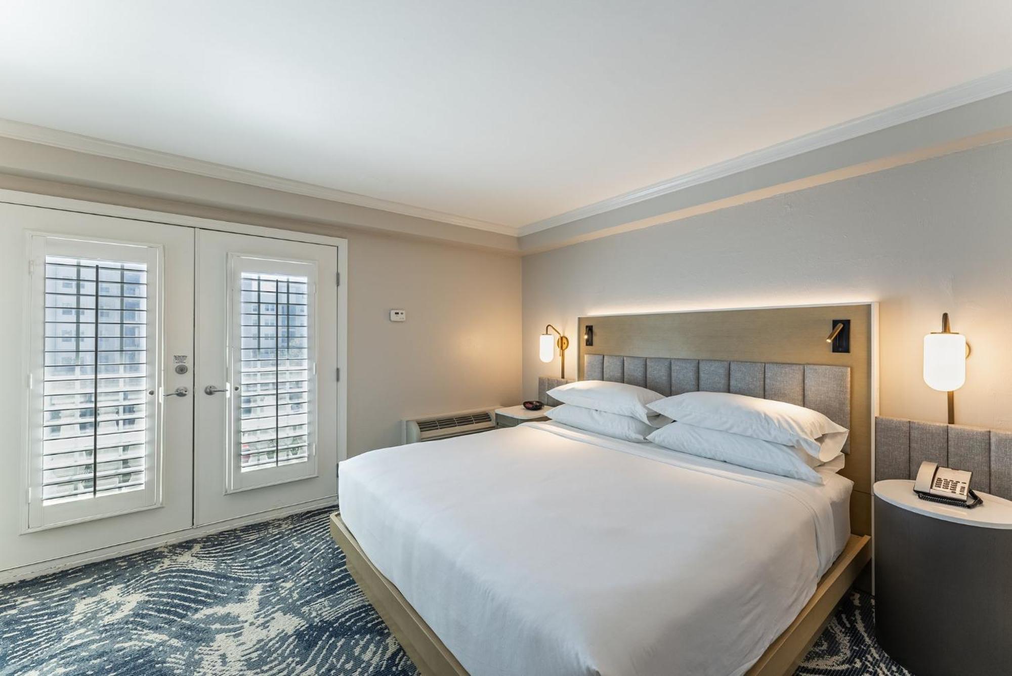 Crowne Plaza Orlando-downtown By Ihg Hotel 4*