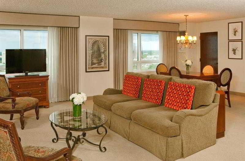 Marriott Downtown Hotel 3*