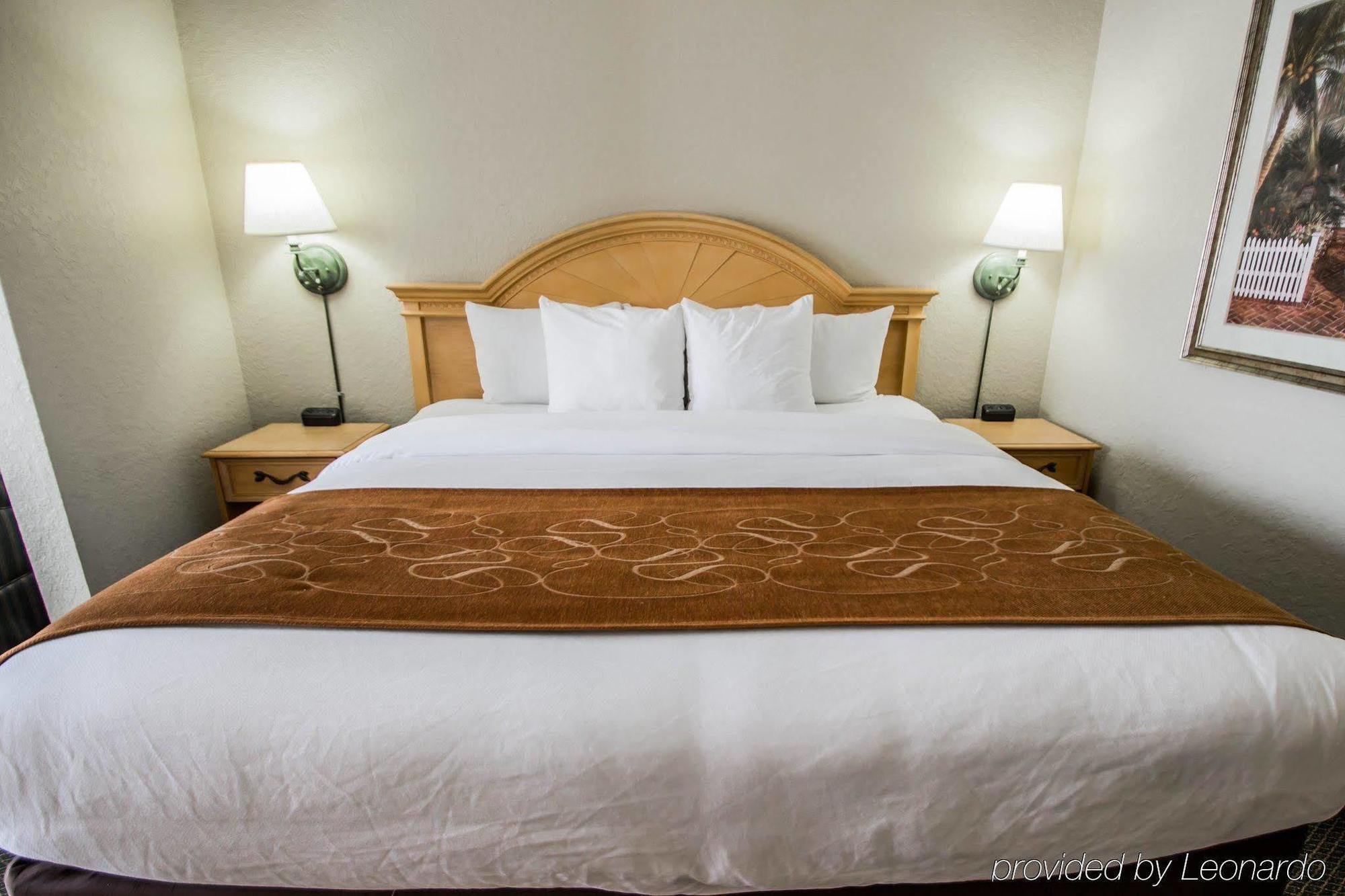 Comfort Downtown Hotel 3*