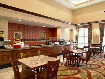 Ramada By Wyndham Airport- Free Airport Shuttle 3* Orlando
