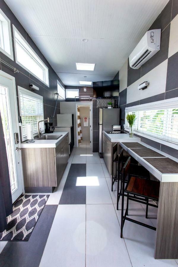 Holiday home Lakefront Tiny