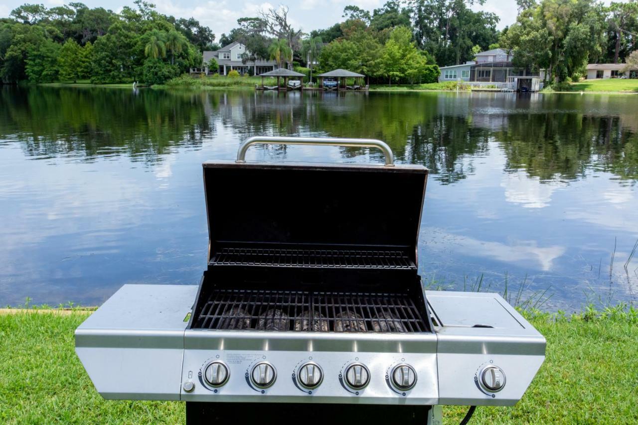 Lakefront Tiny Orlando