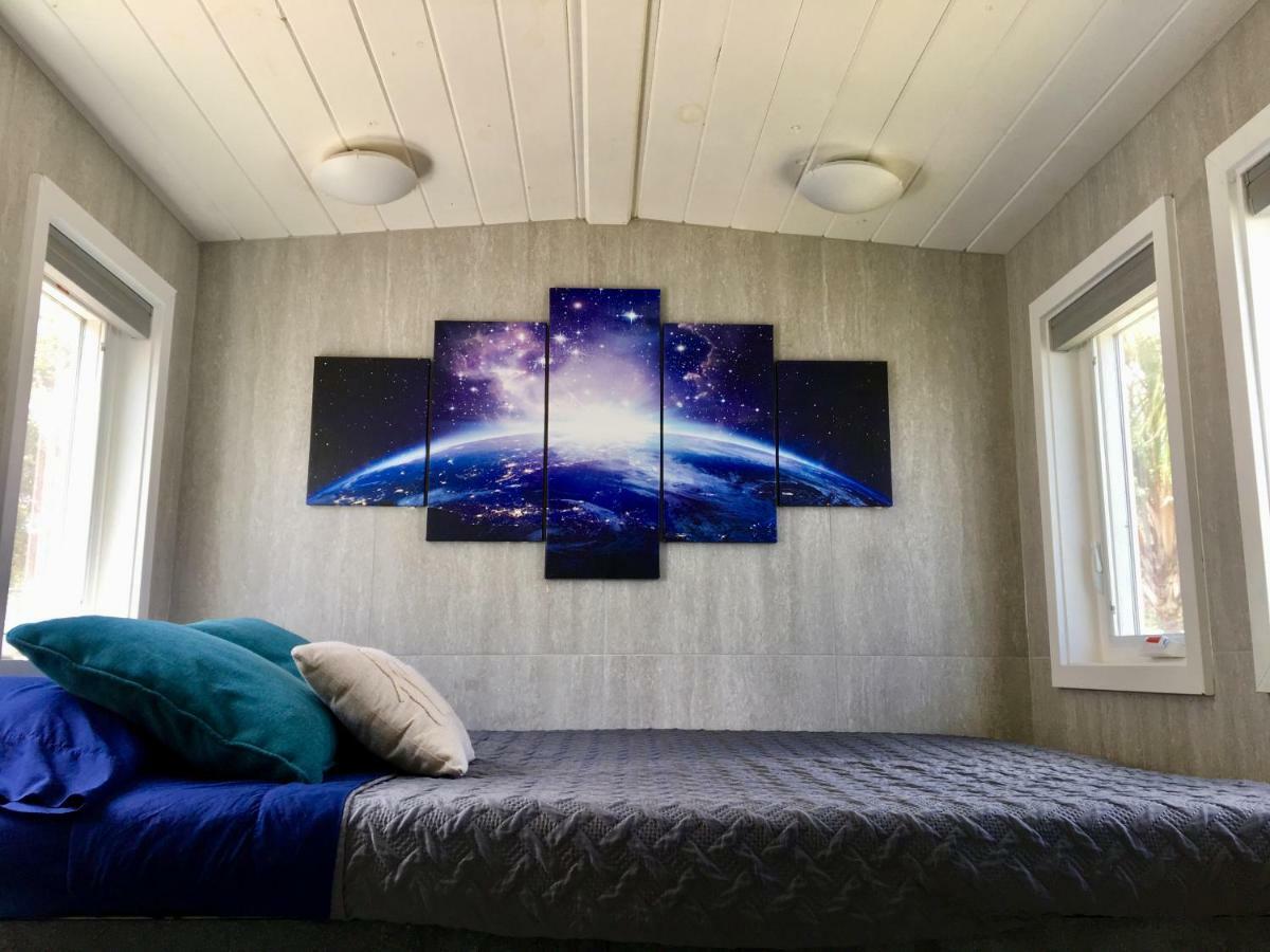 Lakefront Tiny Holiday home Orlando