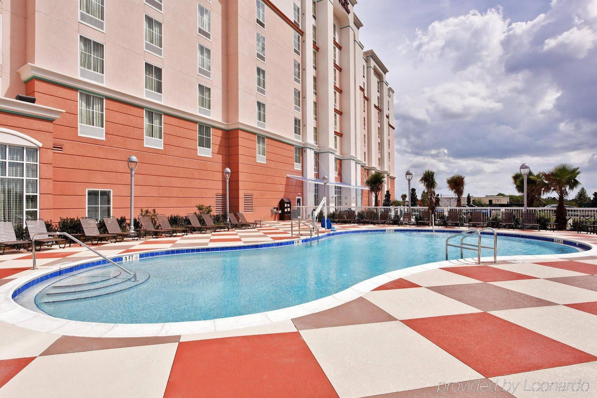 Hotel Hampton & Airport At Gateway Village Orlando