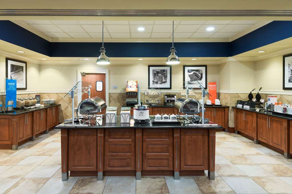 Hotel Hampton & Airport At Gateway Village Orlando
