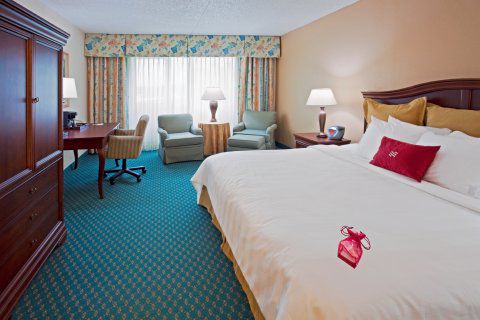 Doubletree By Hilton Airport Hotel