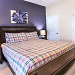 Adorable 4 Bedrooms Home With Pool At Storey Lake Resort