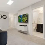 Solaras Finest - 4 Bed 4 Bath Private Pool