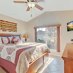 Two Master Bedrooms Pool Home Private Yard