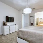 Sonoma - 6 Bedroom Pool Home- 1860Sn