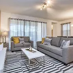 5 Bedrooms Townhome W- Splashpool - 8205Sa