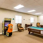 Oakwater Getaways