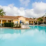 Oakwater Getaways