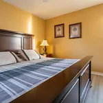 7 Bedrooms In Large Private Vacation Home By Florida Dream Homes