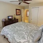Lovely 4 Bedroom 3 Bath Town Home With Private Pool