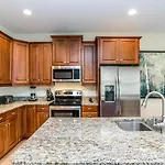 Encore Resort 8 Bedroom Vacation Home With Pool 2105