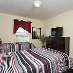 4 Bedroom 3 Bath Town Home In The Paradise Palms Resort