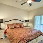 Quiet Condo With Balcony About 2 Miles To Disney World!