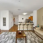 Renshaw 2562 Townhouse
