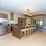 Beautiful Magic Village 4 Suites Near Disney 7493